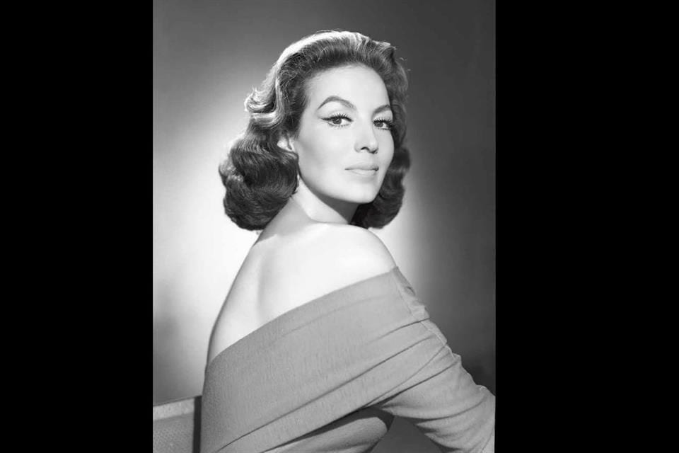 Harán filme, documental y hasta telenovela sobre María Félix